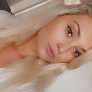 Meet your Posher, Natasha